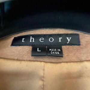 Theory women’s light weight winter coat NEW, w/tags, marked large fits a size 10
